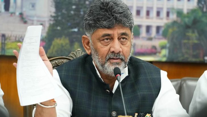https://salarnews.in/public/uploads/images/newsimages/maannewsimage01102026_231702_Karnataka CM.jpg